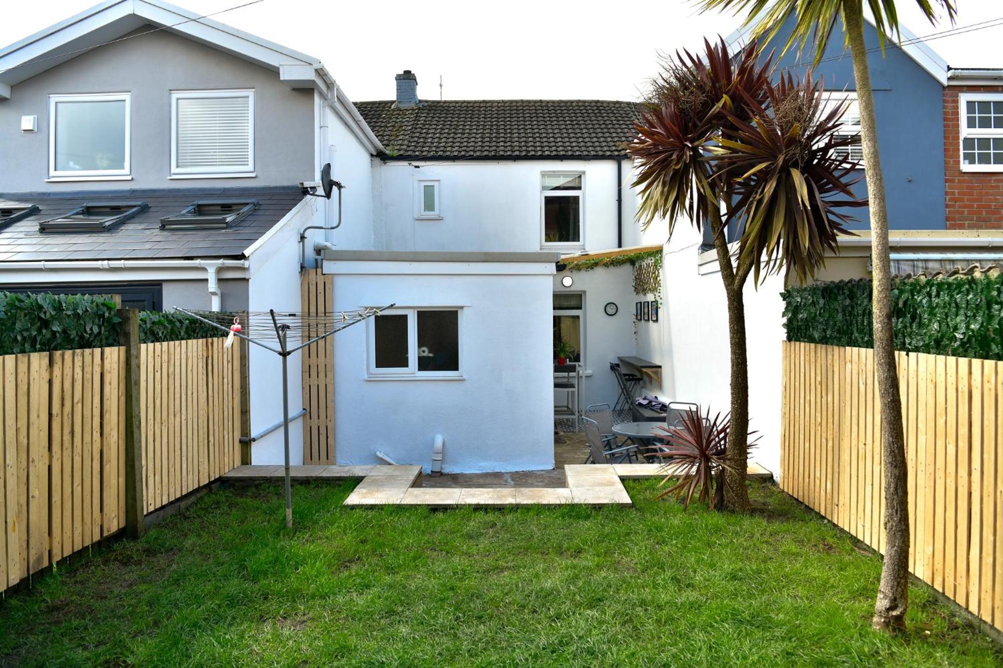 Free Parking - Heart Of The City - Superb Townhouse & Garden - Peaceful Area But Only 5Min Walk To Beach, Shops, Bars, Arena, Marina, Parks Swansea Exteriör bild